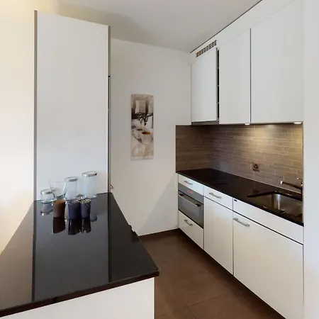 Unique Serviced Living @ airport Line Colmarer Apartment Basel