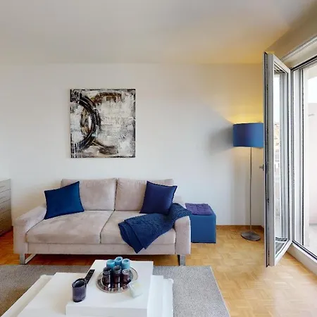 Unique Serviced Living @ airport Line Colmarer Apartment Basel