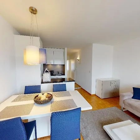 Apartment Unique Serviced Living @ airport Line Colmarer Basel